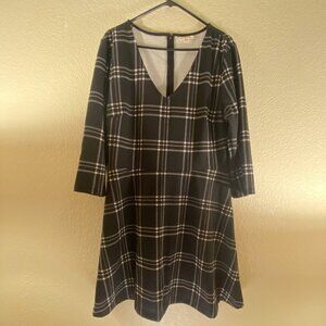 Maison Jules A-line black plaid medium sleeve stretch dress in size XXL